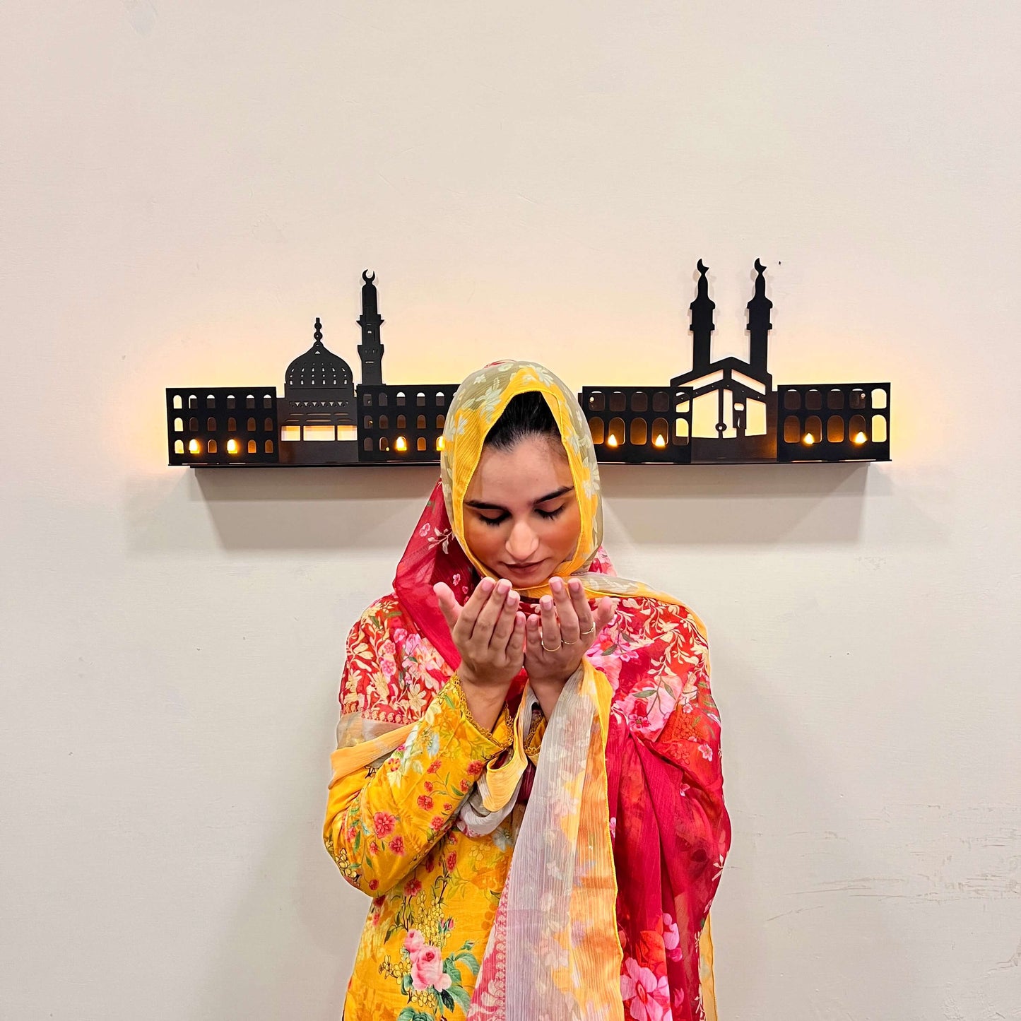 3D Islamic Wooden Shelves – Khana Kaba & Roza Rasool (SAW) Design with 4 LED Candles